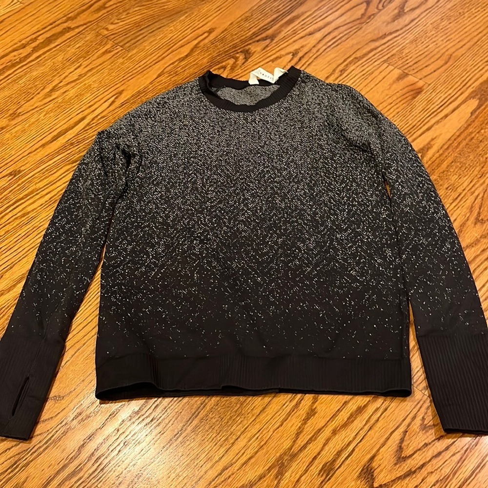Lululemon Woman’s Black Athletic Long Sleeve Size 10